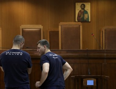 Ελεύθεροι με περιοριστικούς όρους οι Βούλγαροι μαστροποί της Μανωλάδας